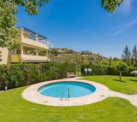 Bedroom, With A Share Bathroom In A Bed And Breakfast Place Malaga Exterior photo