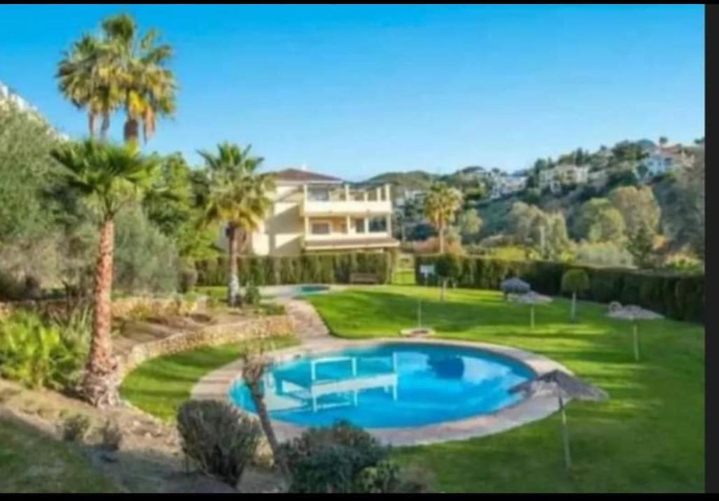 Bedroom, With A Share Bathroom In A Bed And Breakfast Place Malaga Exterior photo